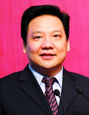原人大副校長(zhǎng)陳雨露接替郝平出任北外校長(zhǎng)