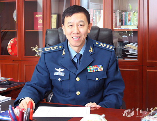 空軍新式車牌首度公布 空后軍交部向陽部長(zhǎng)答記者問