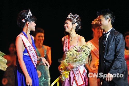 老撾裔佳麗當(dāng)選2009年全美亞裔小姐