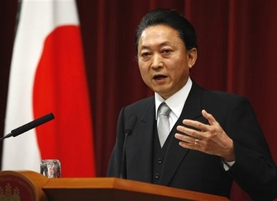 鳩山迎來執(zhí)政后第一個生日 感嘆執(zhí)政艱難