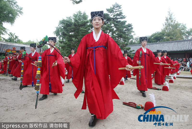 韓國(guó)首爾成均館舉行“釋奠大祭”祭祀孔子（組圖）