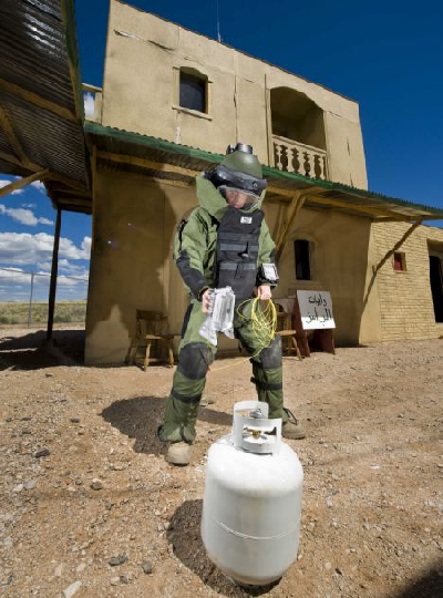 美駐阿軍隊裝備新型武器“水刀” 應(yīng)對路邊炸彈