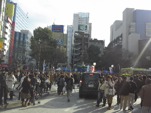 赴日留學(xué)生:東京震感強烈 街頭民眾沒有恐慌