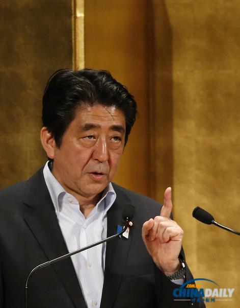 民調(diào)顯示安倍內(nèi)閣支持率跌至56% 比上月低近12%