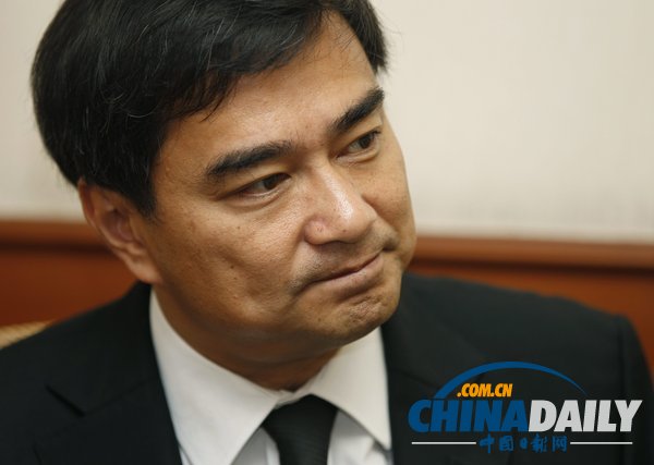 泰國(guó)總檢察長(zhǎng)起訴前總理阿披實(shí) 或面臨謀殺指控