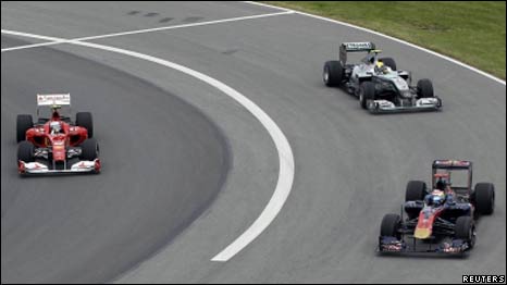 Formula One to Go Green 一級(jí)方程式賽車也要環(huán)保