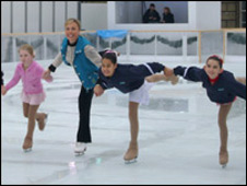 London Outdoor Ice Rink 倫敦戶(hù)外滑冰場(chǎng)