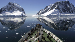 Should tourists go to Antarctica? 你想去南極旅游嗎？