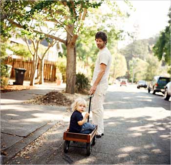 The Only Child: Not a Loner? 獨(dú)生子女就不合群?jiǎn)幔? valign=