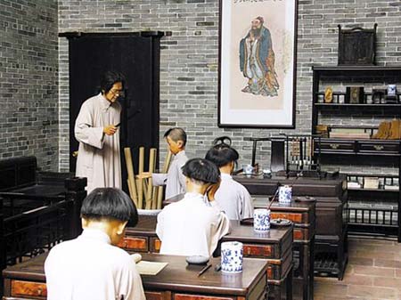 少兒私塾，成人童話的投射
