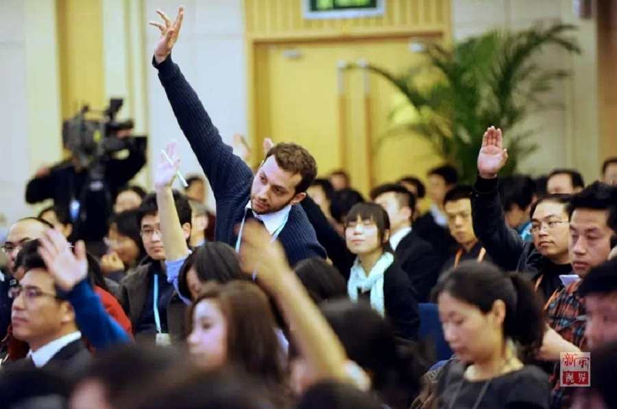 兩會(huì)歷史上的外國(guó)朋友
