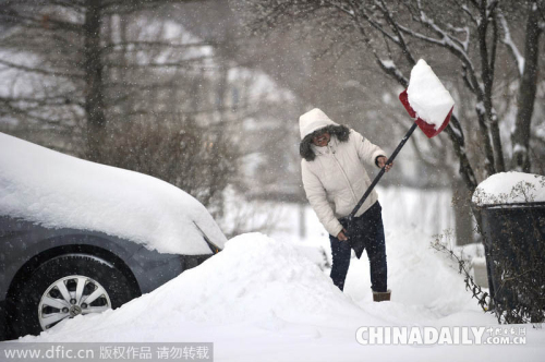 美國紐約遭遇史上最強(qiáng)暴風(fēng)雪
