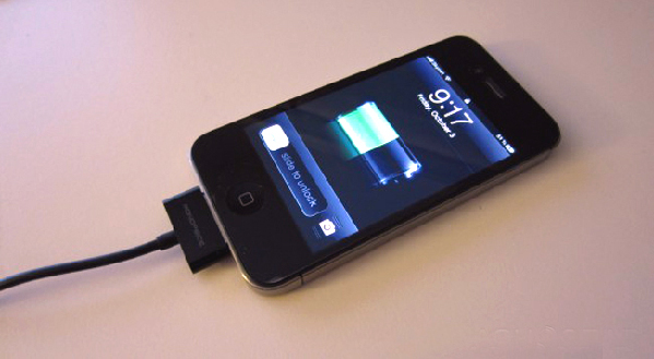 外出充電，小心“充電座盜取數(shù)據”
