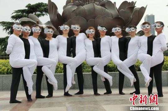 扎克伯格“霧霾跑步”真是拼了！