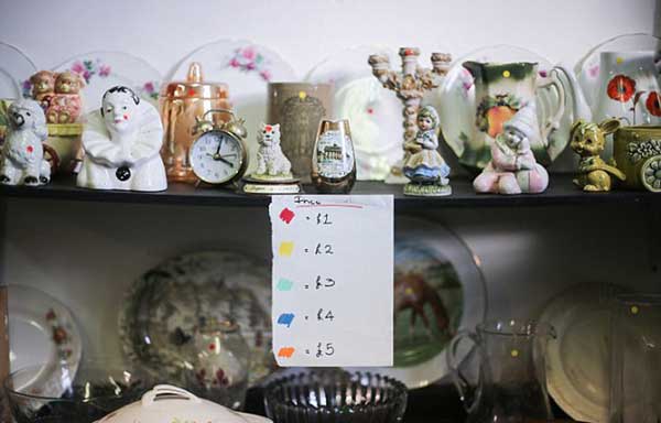 英國(guó)首個(gè)“憤怒屋”開張 顧客可盡情泄憤