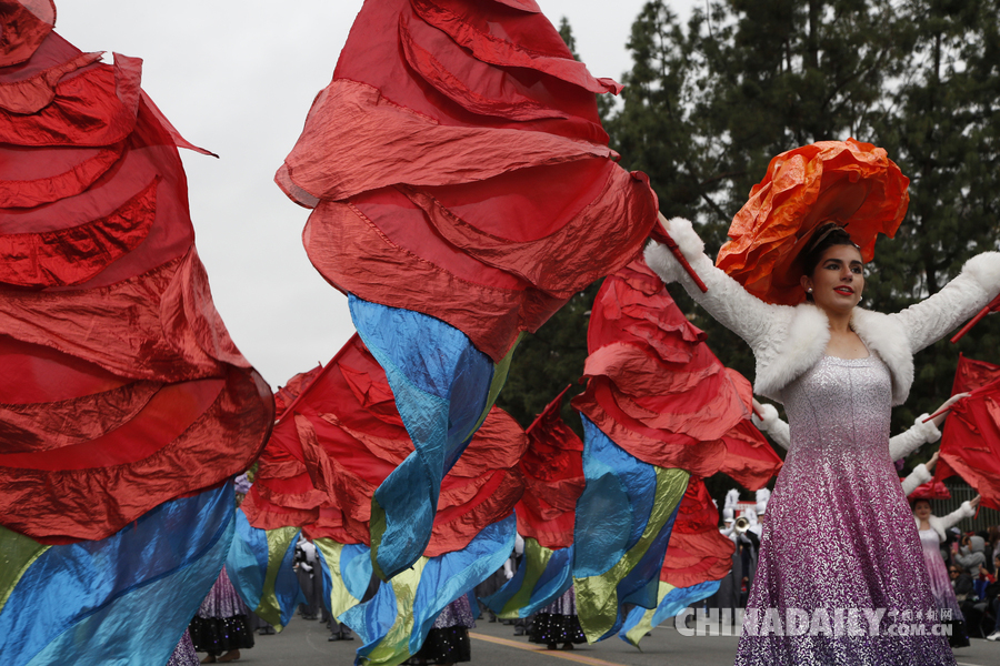“孫悟空”、“小王子”花車亮相美國玫瑰花車大游行（組圖）