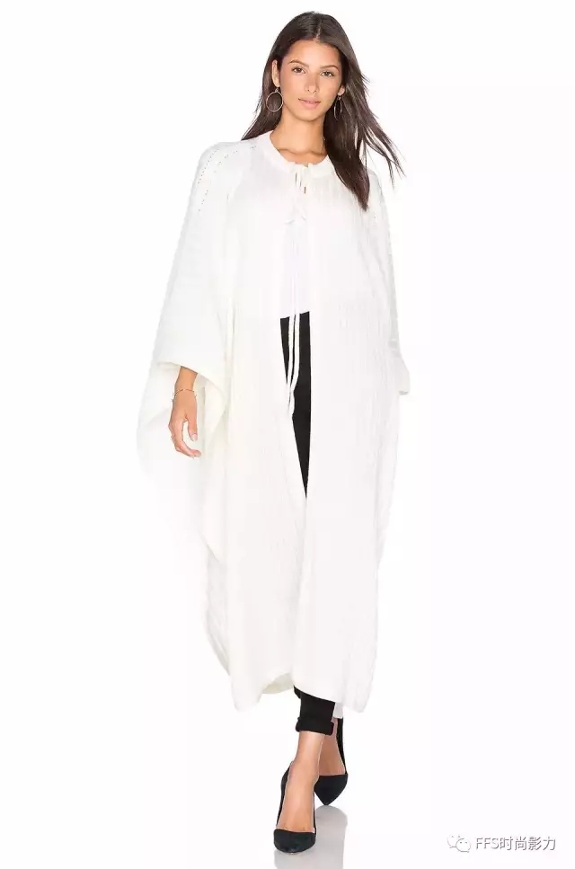 《權(quán)力的游戲》女主們的高定服裝燒到了時尚圈（組圖）