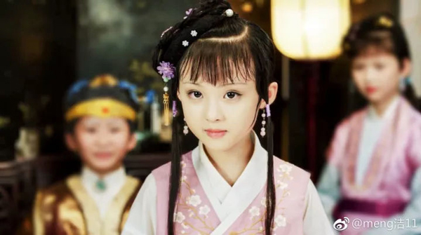 小戲骨版《紅樓夢》演技炸裂，眼角眉梢都是戲，哪個萌娃最得你心？