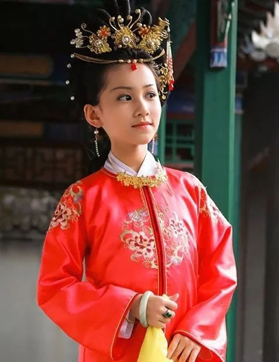 小戲骨版《紅樓夢(mèng)》演技炸裂，眼角眉梢都是戲，哪個(gè)萌娃最得你心？