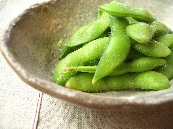 究竟吃什么對頭發(fā)好呢？這10種食物助你解決脫發(fā)煩惱