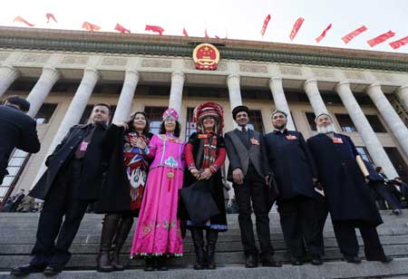 外媒：兩會將推動中國關鍵領域改革