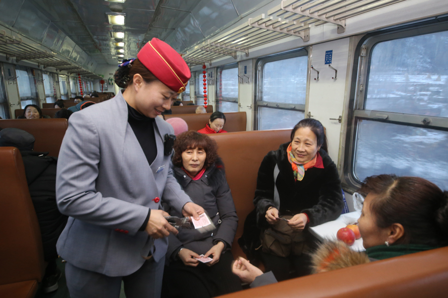 Slow trains still key for rural transport in Jilin